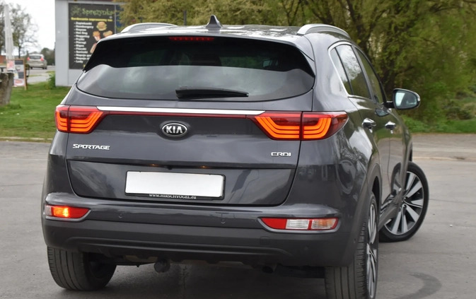 Kia Sportage cena 66900 przebieg: 200000, rok produkcji 2016 z Wojnicz małe 781